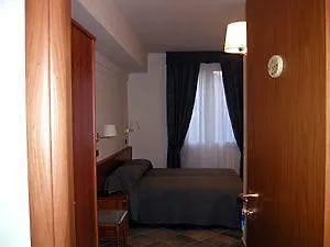 Bed & Breakfast Adelphi & Breakfast 3*