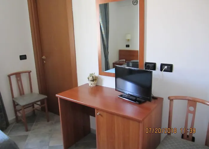 Adelphi & Breakfast فيرّارا