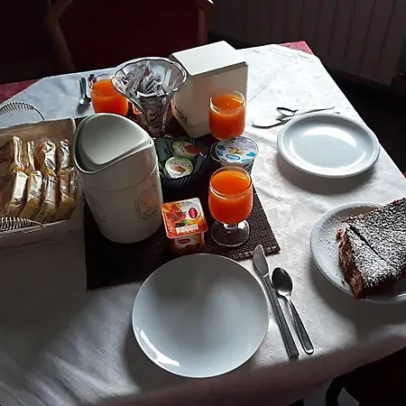 Bed & Breakfast Adelphi & Breakfast