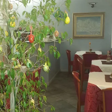 Adelphi & Breakfast Ferrara