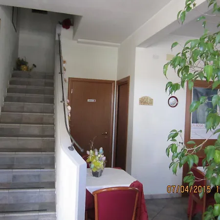 Adelphi & Breakfast Panzió 3*