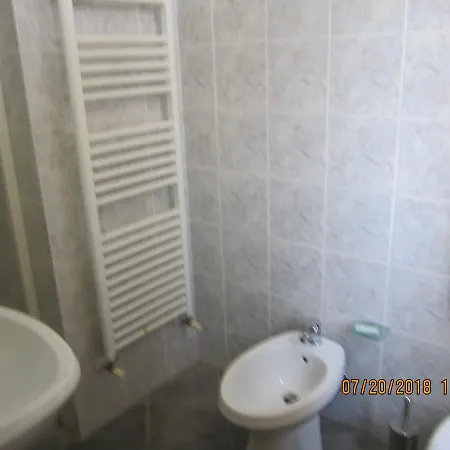 Panzió Adelphi & Breakfast Ferrara