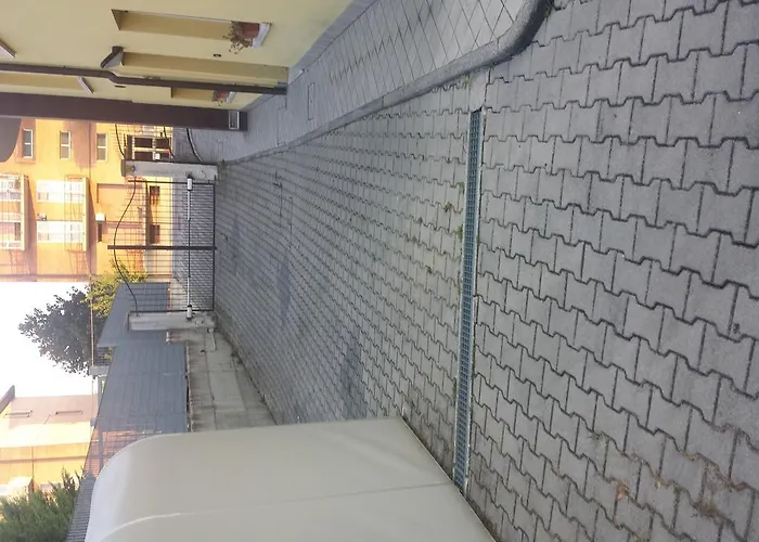 Adelphi & Breakfast Ferrara