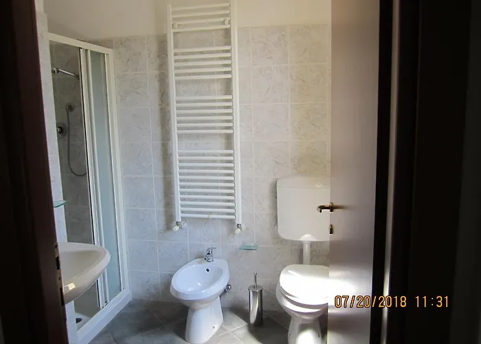 Adelphi & Breakfast 3* Φεράρα